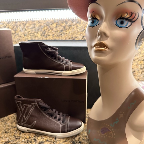 Louis Vuitton high top sneaker boots EUC 38 - Picture 1 of 9